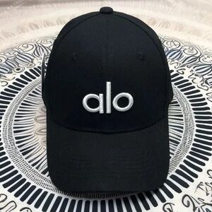 ALO Yoga Off-Duty Baseball Cap